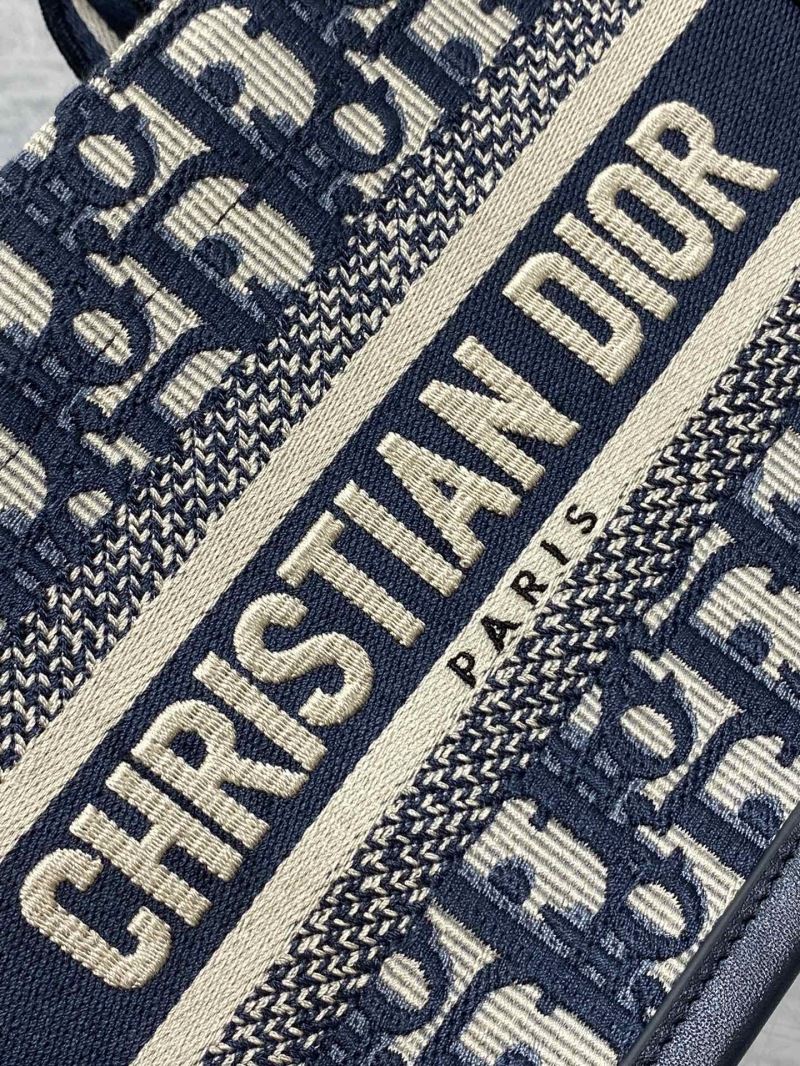 Christian Dior Shopping Bags